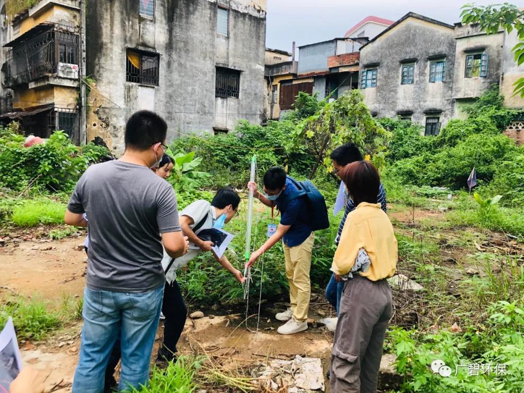 廣碧環(huán)保《容桂街道容新居委會(huì)德勝路40號(hào)地塊土壤污染狀況初步調(diào)查報(bào)告》通過(guò)評(píng)審(圖1)